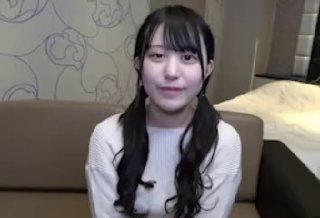 男朋友刚走 她就迫不及待的吞下了别人的肉棒